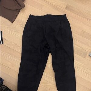 Lululemon surge jogger black camo